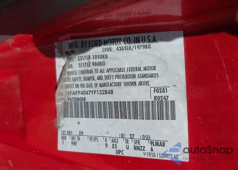 2000 Ford Mustang z USA, uszkodzony, nr VIN 1FAFP4047YF132848